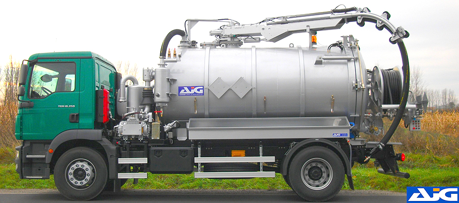 AFC 8020+ADR Speciális és csatornamosó felépítmény