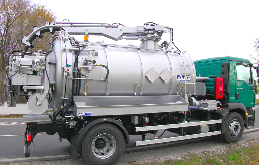 AFC 8020+ADR Speciális és csatornamosó felépítmény